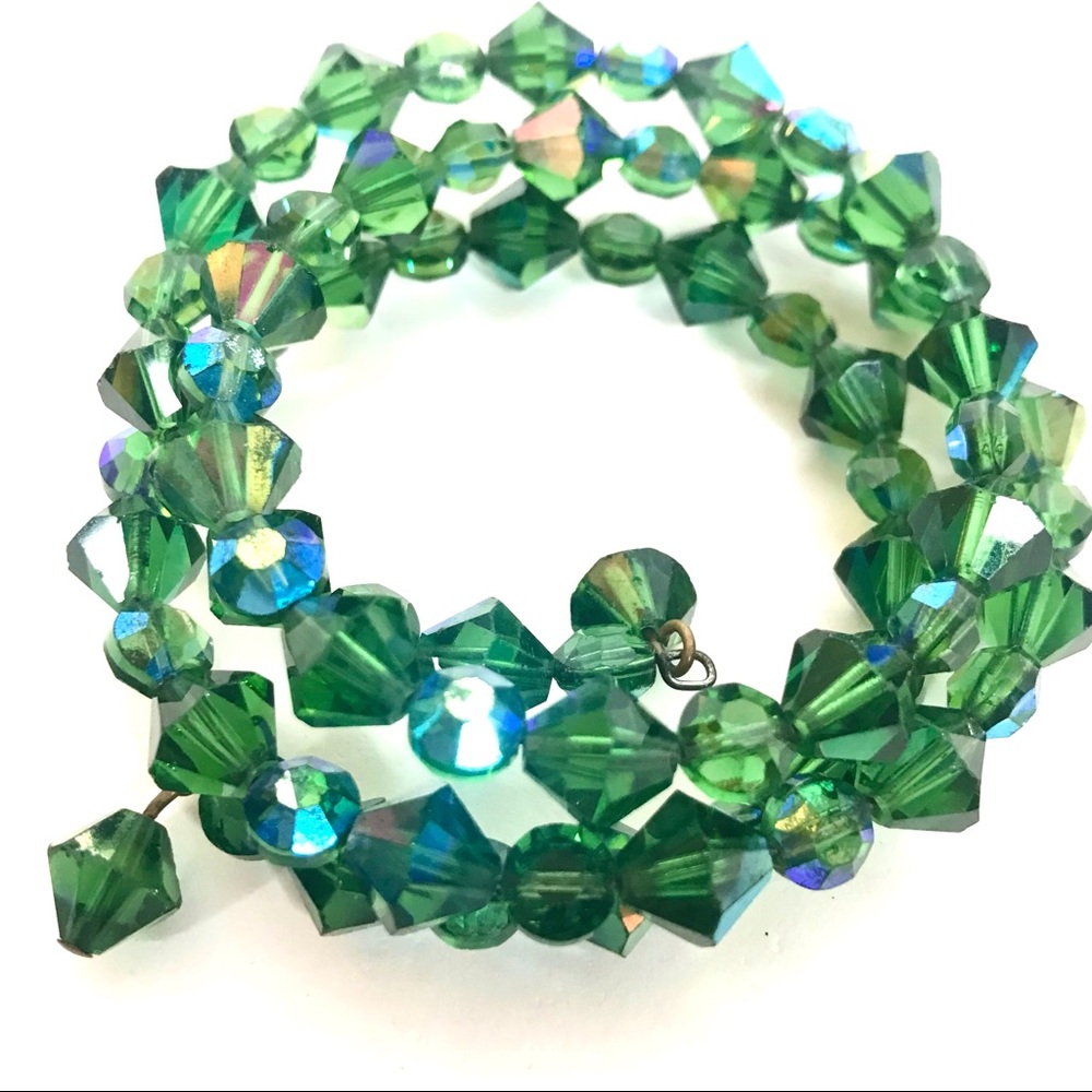 Vintage Bracelet Coil Expandable Green Glass Beads